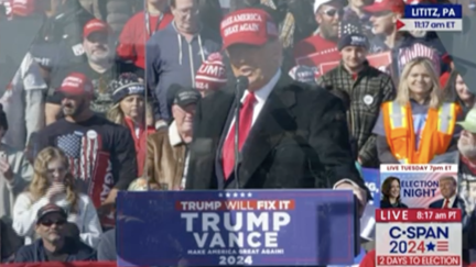 'They Are Fighting So Hard to Steal This Damn Thing!' Trump Rages at PA Rally, Pushes Debunked Claim About 2600 Fraudlent Votes